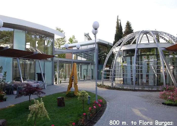 Апартаменты 4u - Gurko *